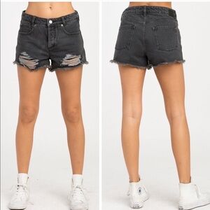 Rvca distressed boyfriend cutoff jean shorts in vintage black. Size 25